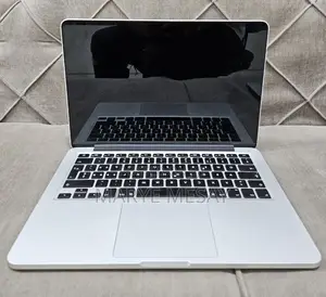 New Laptop Apple MacBook Pro 2015 8GB Intel Core I5 SSD 512GB