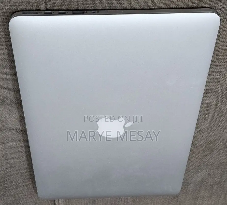 New Laptop Apple MacBook Pro 2015 8GB Intel Core I5 SSD 512GB