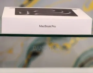 New Laptop Apple MacBook Pro 16GB Apple M5 SSD 512GB