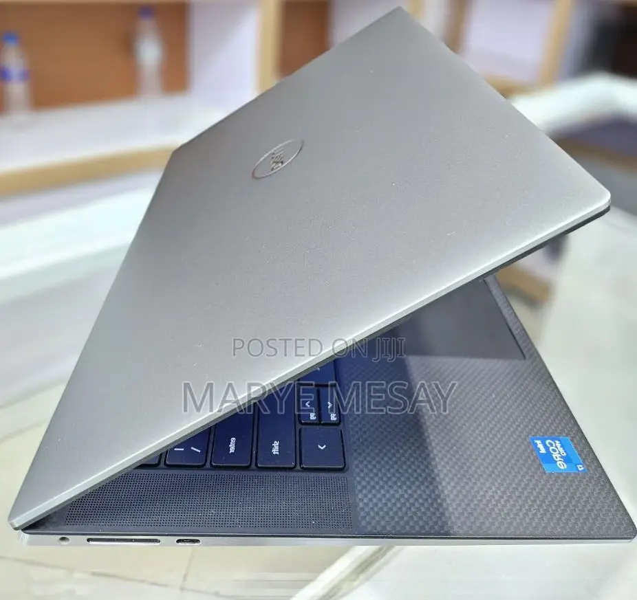 New Laptop Dell Precision 5550 16GB Intel Core I7 SSD 1T