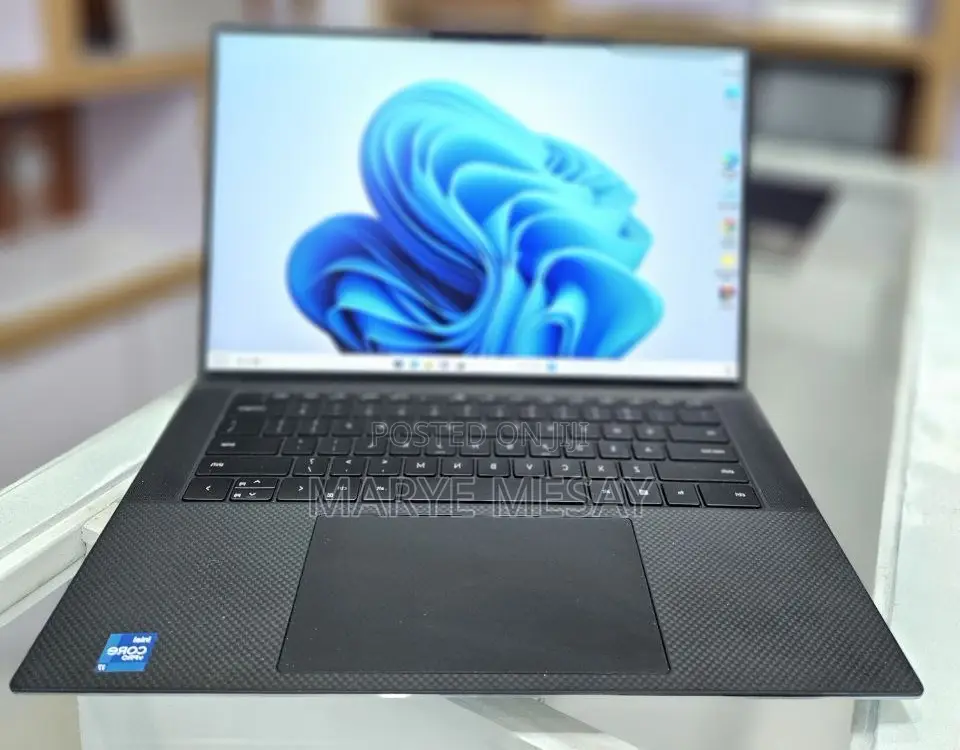 New Laptop Dell Precision 5550 16GB Intel Core I7 SSD 1T