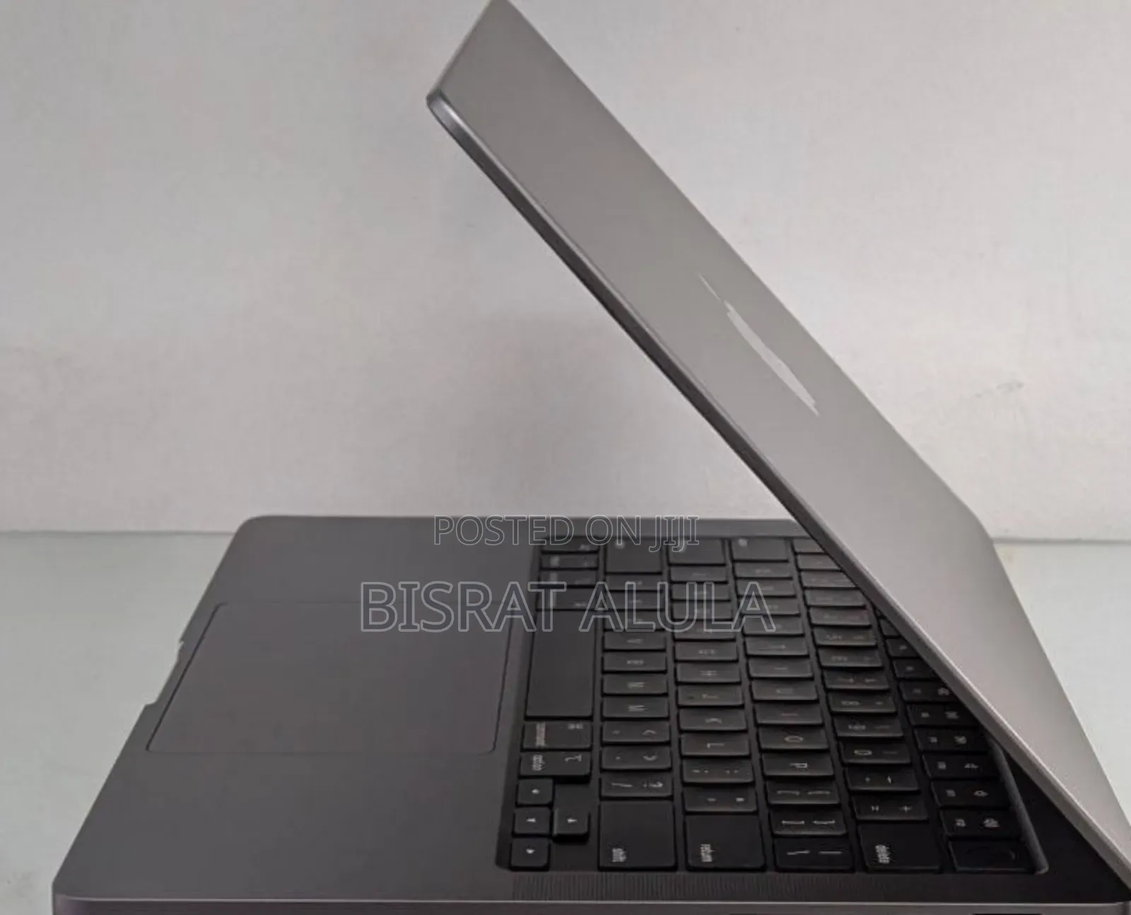 New Laptop Apple MacBook Air 2022 M2 16GB Intel Core I7 SSD 1T