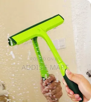 Hand-held Plastic Window Squeegee