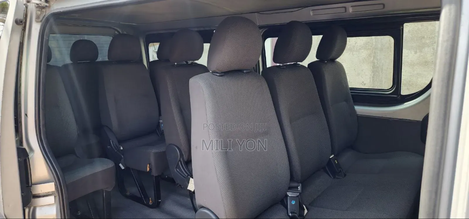 Toyota HiAce 2016 Silver