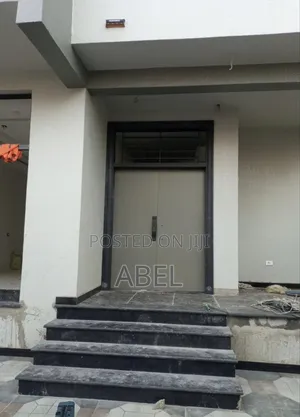 ከስጋት ነፃ ይሁኑ Victor