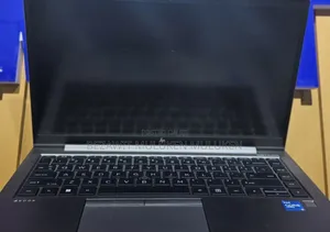 New Laptop HP ZBook Firefly G8 16GB Intel Core I5 SSD 512GB