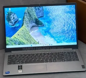 New Laptop Lenovo IdeaPad U330 16GB Intel Core I5 SSD 512GB