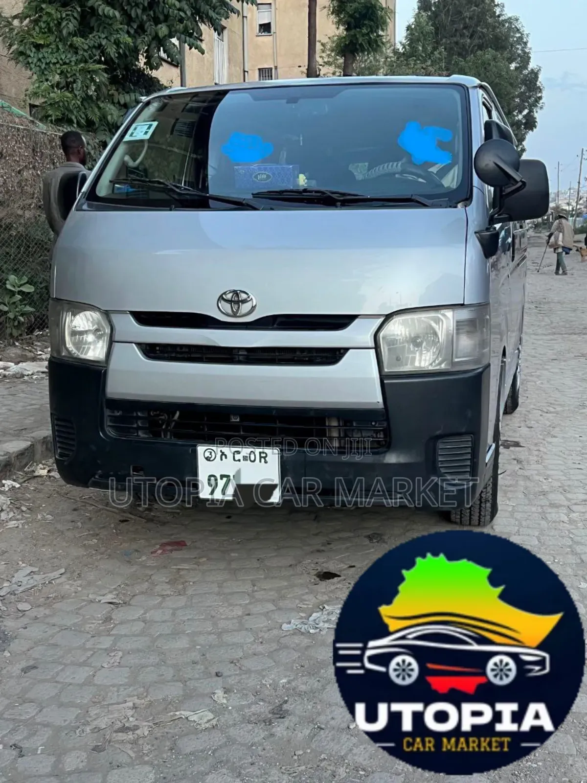 Toyota HiAce 2018 Silver