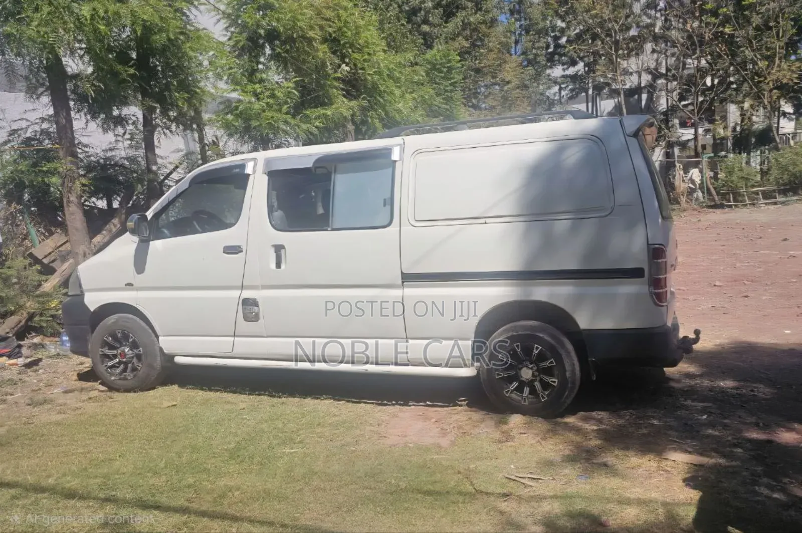 Toyota HiAce 2009 White