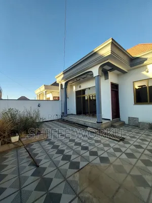 Furnished 6bdrm House in Tafo Around Ccd, Yeka for sale