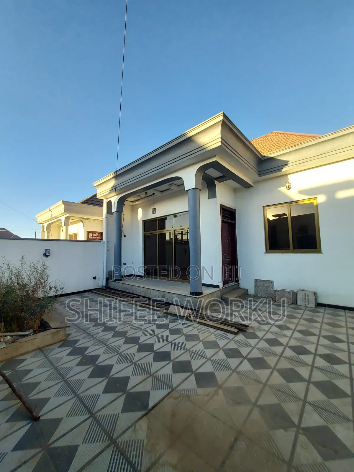 Furnished 6bdrm House in Tafo Around Ccd, Yeka for sale
