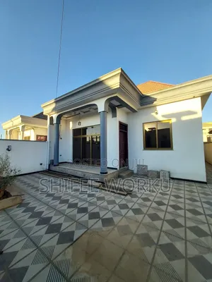 Furnished 6bdrm House in Tafo Around Ccd, Yeka for sale