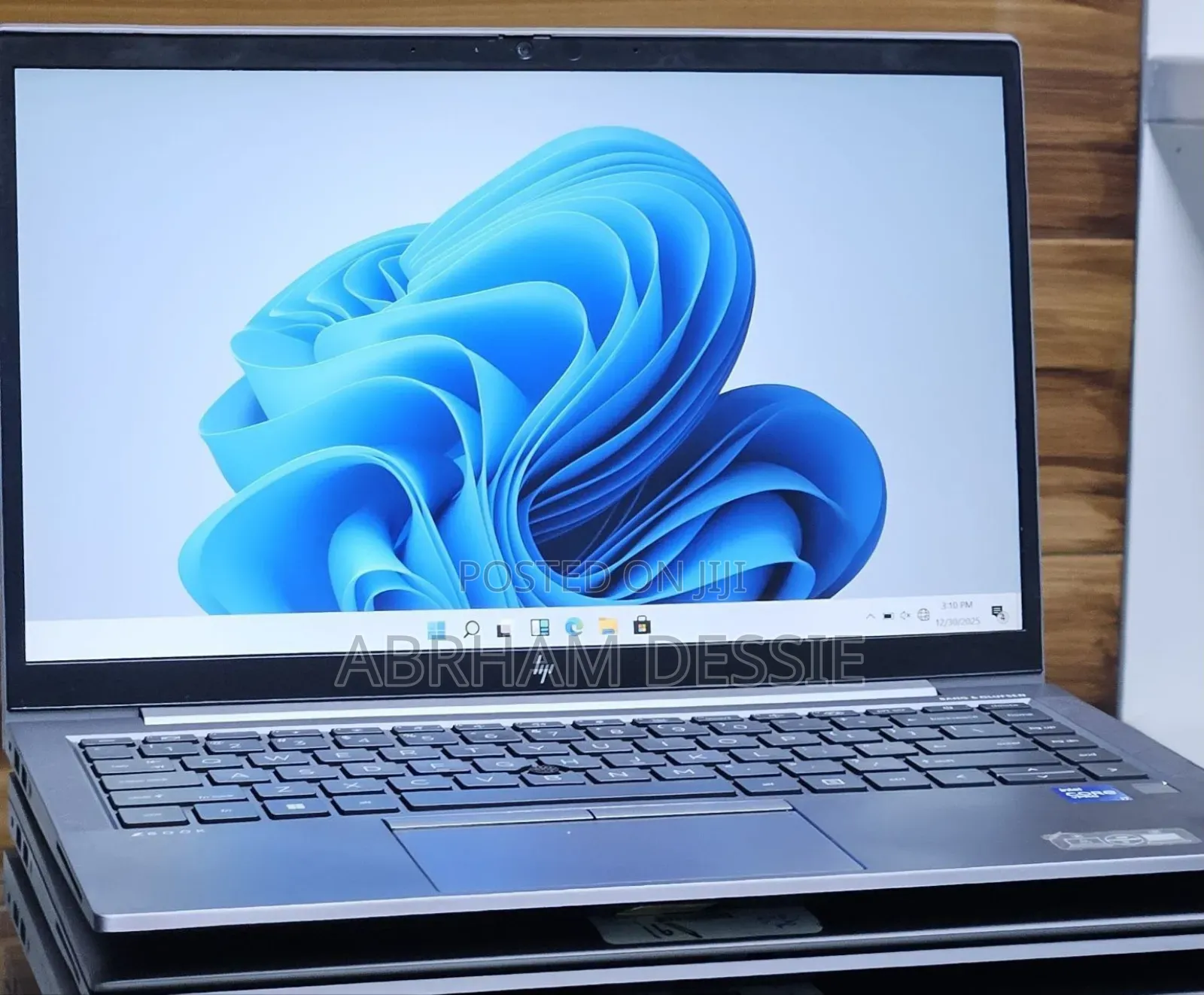 New Laptop HP 16GB Intel Core I7 SSD 512GB