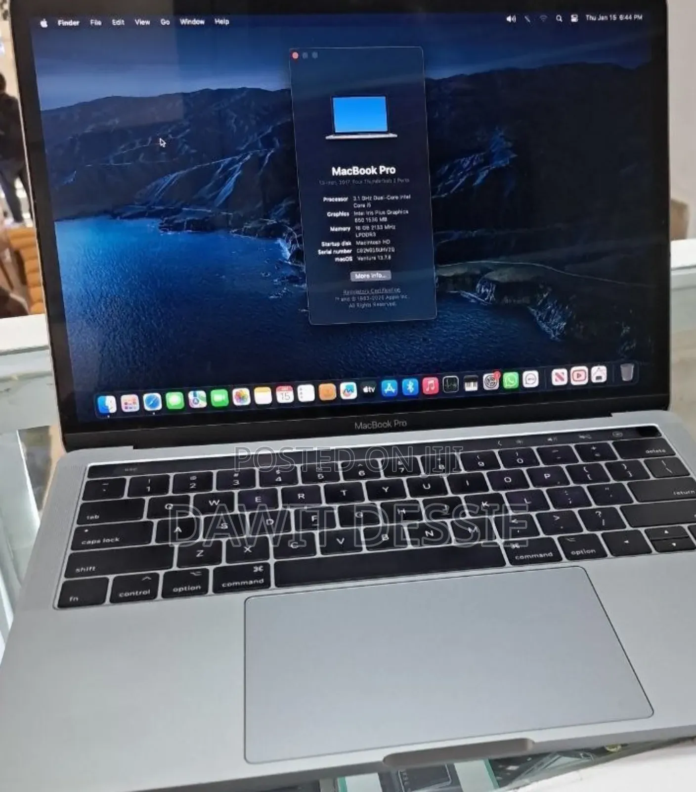 New Laptop Apple MacBook Pro 2017 16GB Intel Core I5 SSD 256GB