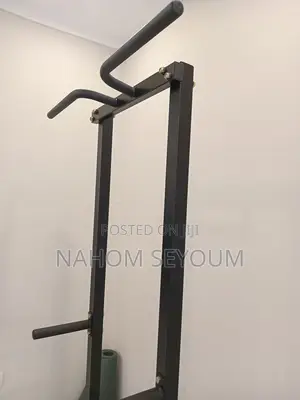 Pullup and Dig Up House Machine