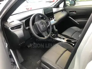 New Toyota Corolla Hybrid SE 2025 Gray