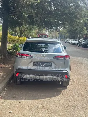 New Toyota Corolla Hybrid SE 2025 Gray
