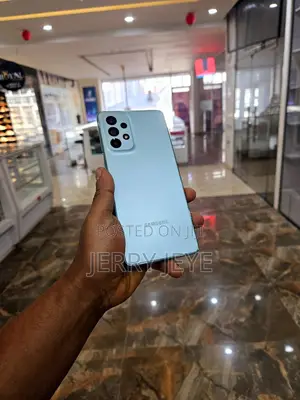 New Samsung Galaxy A73 5G 128 GB Silver