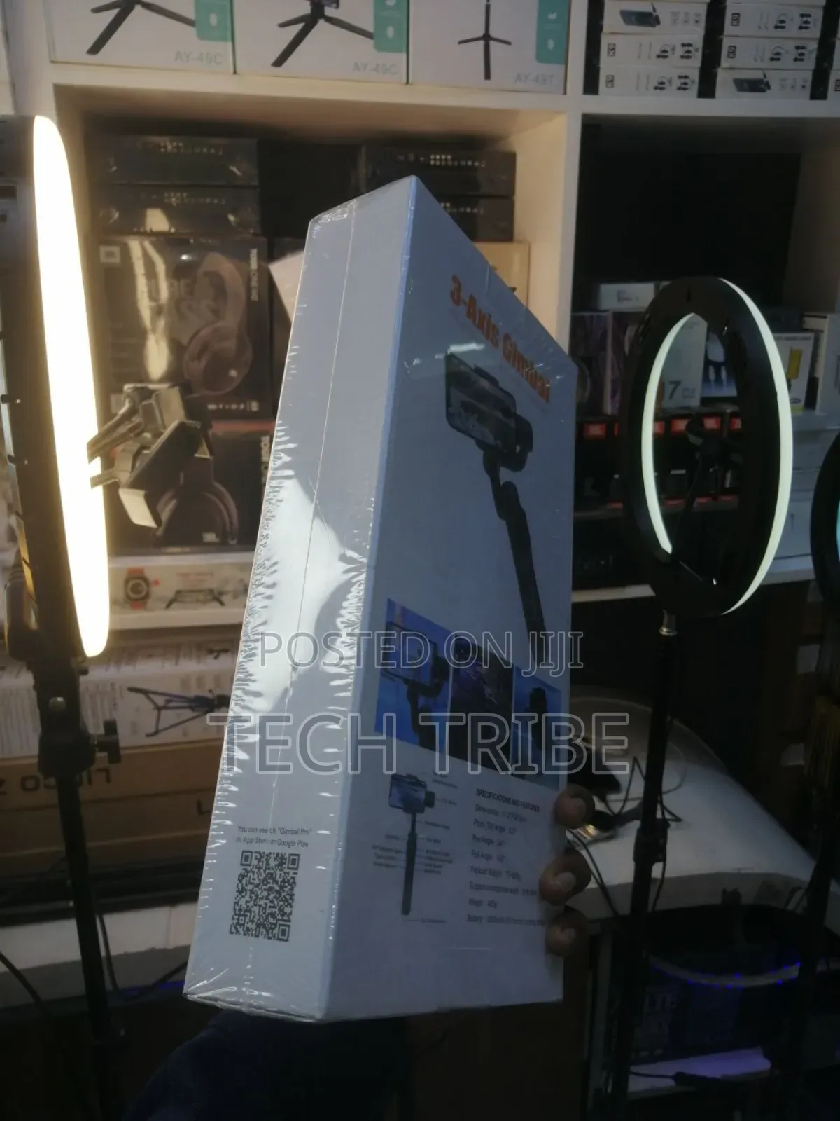 F10 Pro 3-Axis Gimbal, a Handheld Stabilizer for Smartphones.