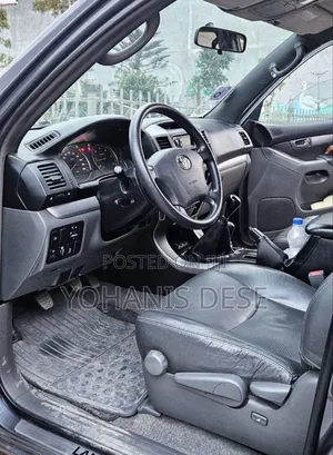 Toyota Land Cruiser Prado 2006 Matt Black