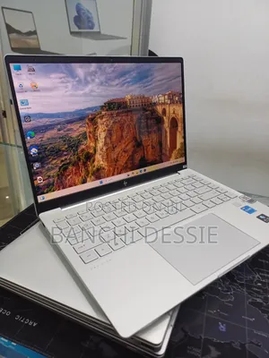 New Laptop HP Pavilion 15 16GB Intel Core I5 SSD 1T