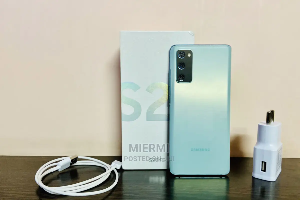 New Samsung Galaxy S20 FE 5G SD865 128 GB Gray