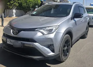 Toyota RAV4 2018 Teal