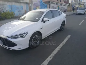BYD Qin Plus DM-i 2024 Ivory