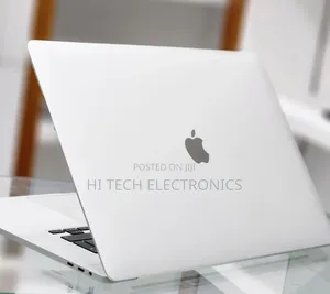 New Laptop Apple MacBook Pro 2019 16GB Intel Core I7 SSD 512GB