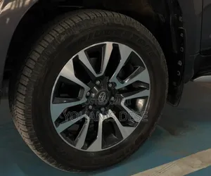 New Toyota Land Cruiser Prado 2024 Black