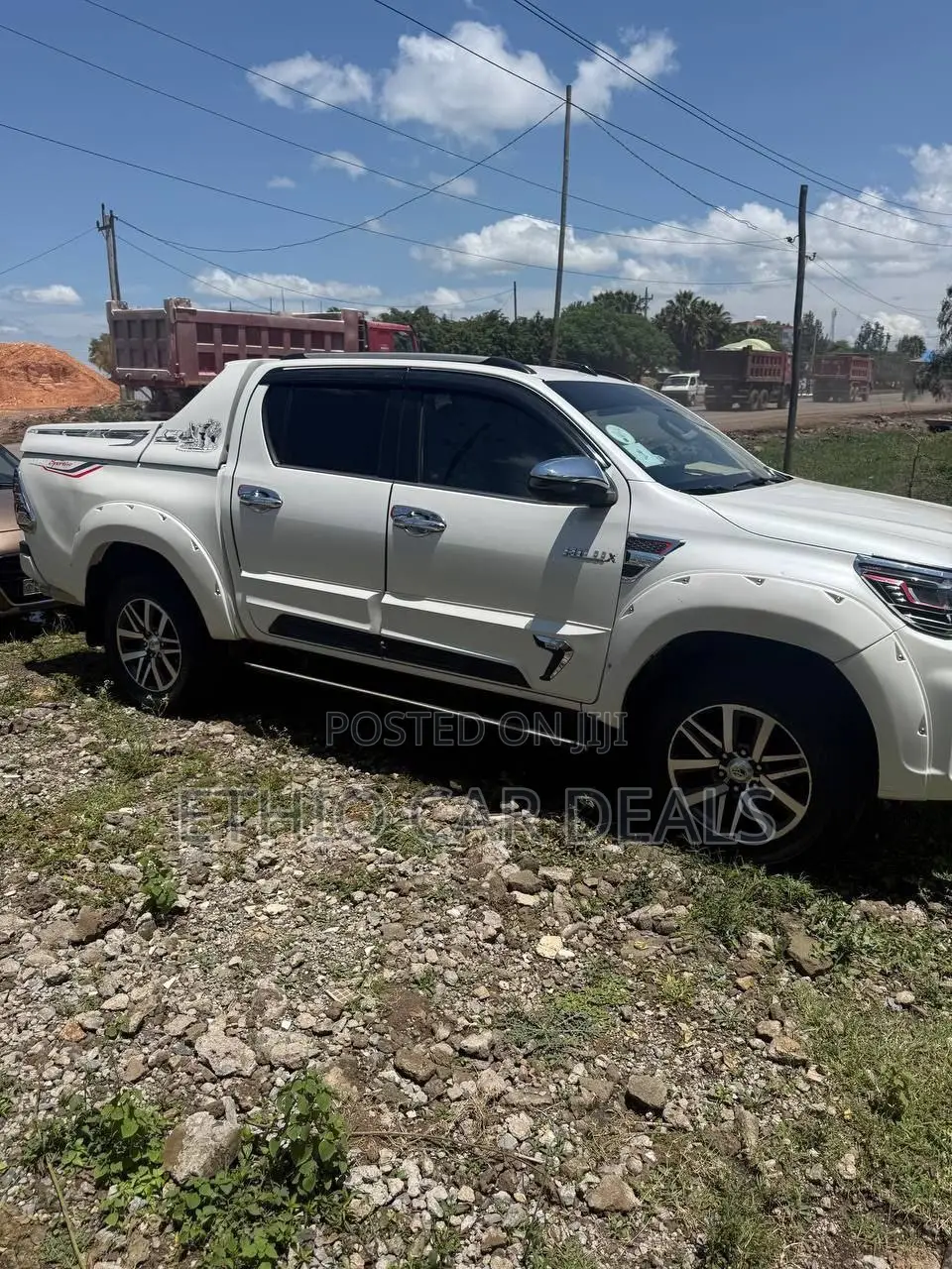 Toyota Hilux Revo Double Cab Deisel 2.4 AWD 2018 White