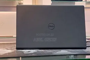 New Laptop Dell Vostro 15 3000 8GB Intel Core I5 SSD 512GB