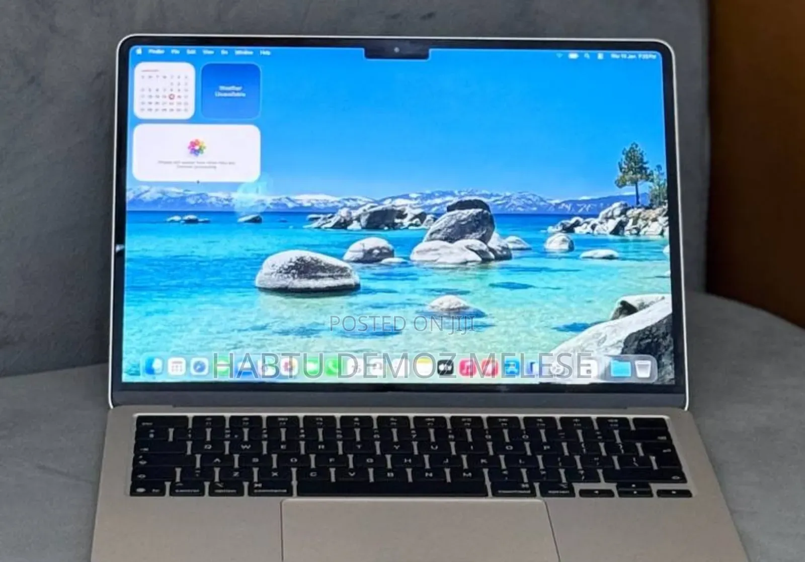 New Laptop Apple MacBook Air 2025 M4 13-Inch 16GB Apple M4 SSD 256GB