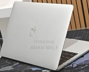 New Laptop Apple MacBook Pro 2022 M2 8GB Intel Core M2 SSD 256GB