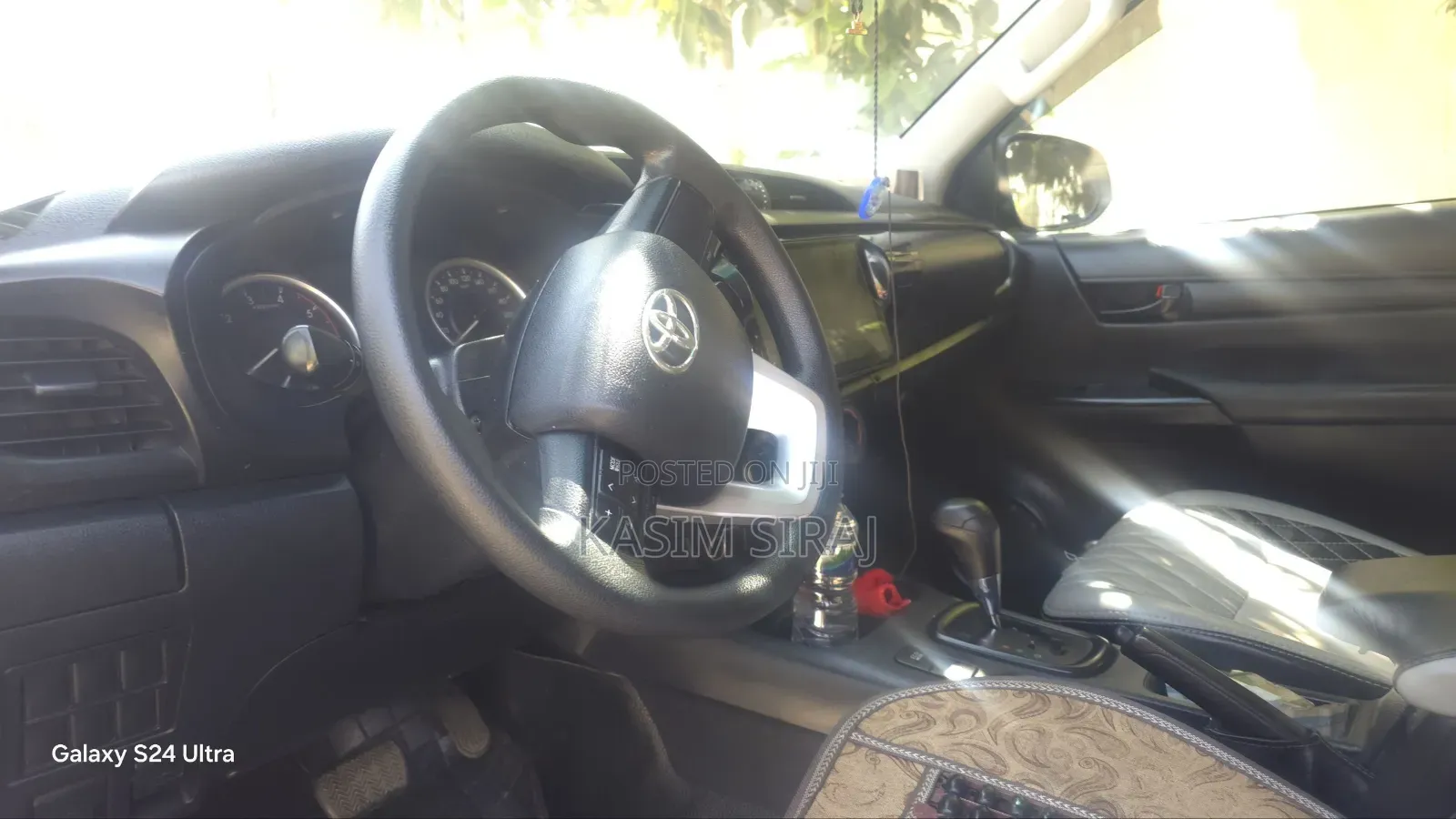 Toyota Hilux Revo Double Cab Deisel 2.4 AWD 2017 Silver