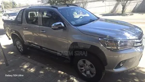 Toyota Hilux Revo Double Cab Deisel 2.4 AWD 2017 Silver