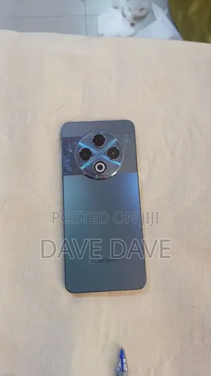 Tecno Spark 30 128 GB Gray