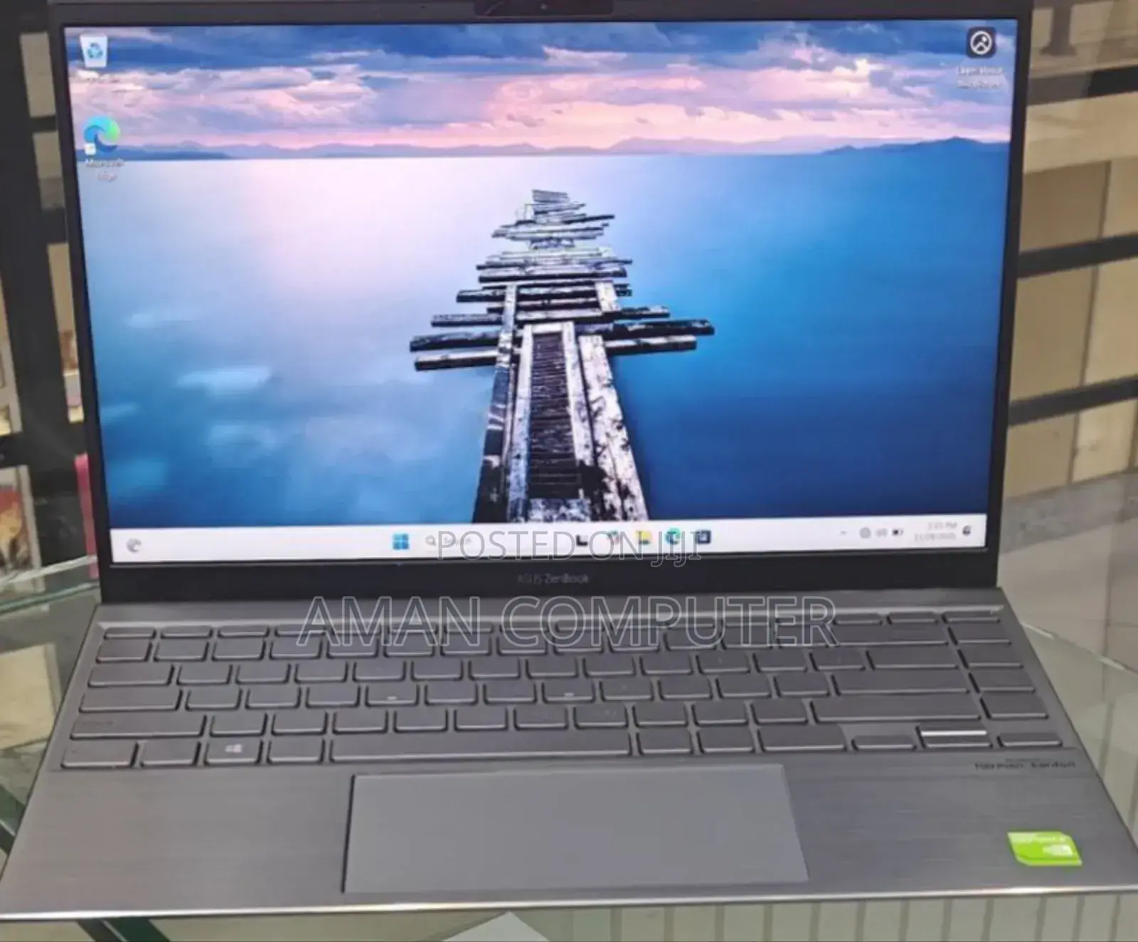 New Laptop Asus ZenBook 13 UX331UN 8GB AMD Ryzen 5 SSD 512GB