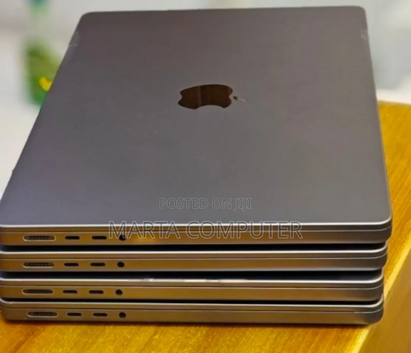 New Laptop Apple MacBook Pro M1 32GB Apple M1 Pro SSD 512GB