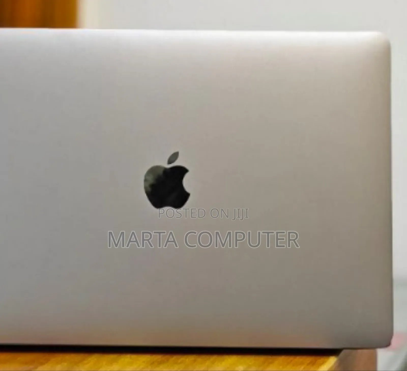 New Laptop Apple MacBook Air 2020 M1 8GB Apple M1 SSD 256GB