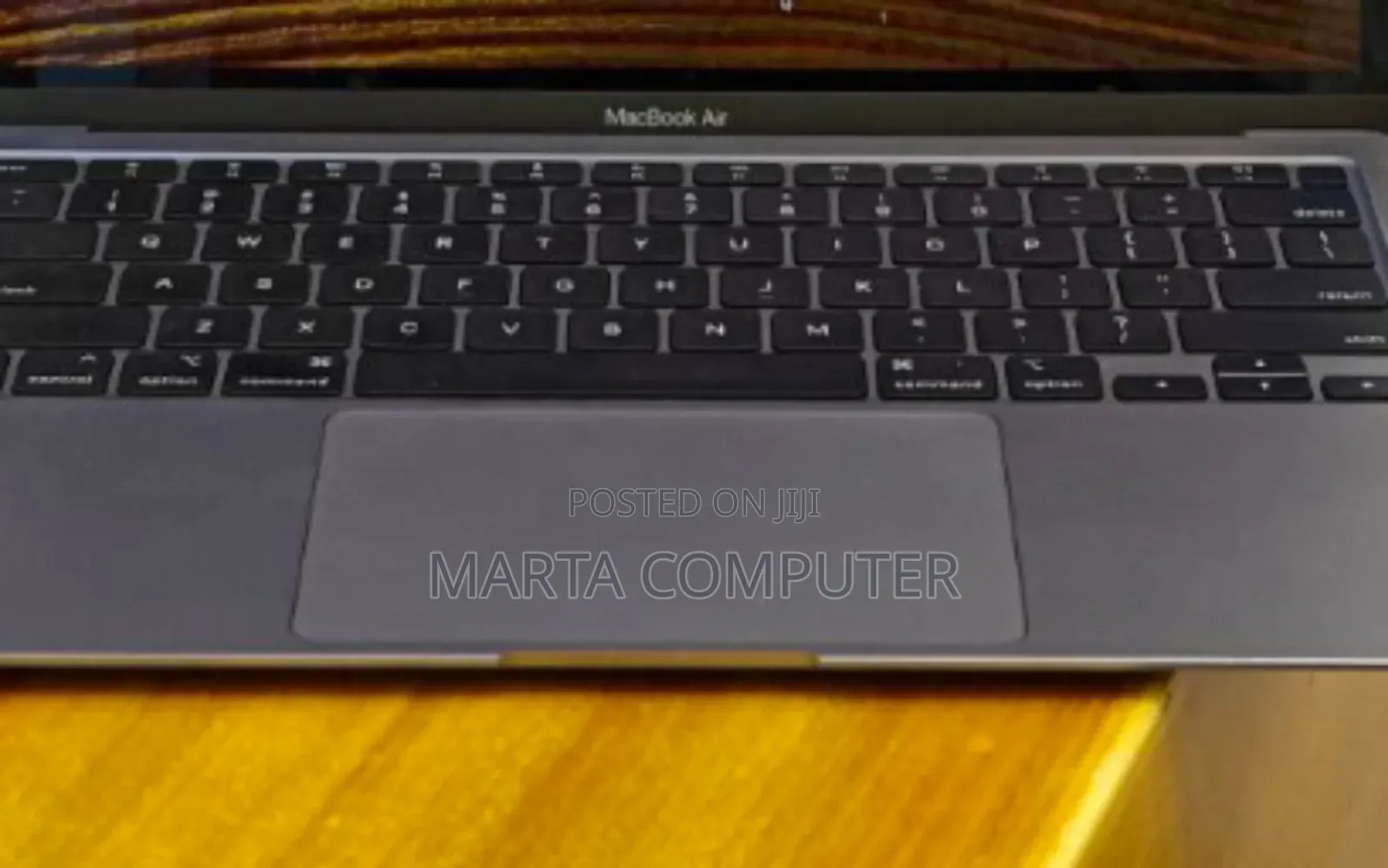 New Laptop Apple MacBook Air 2020 M1 8GB Apple M1 SSD 256GB