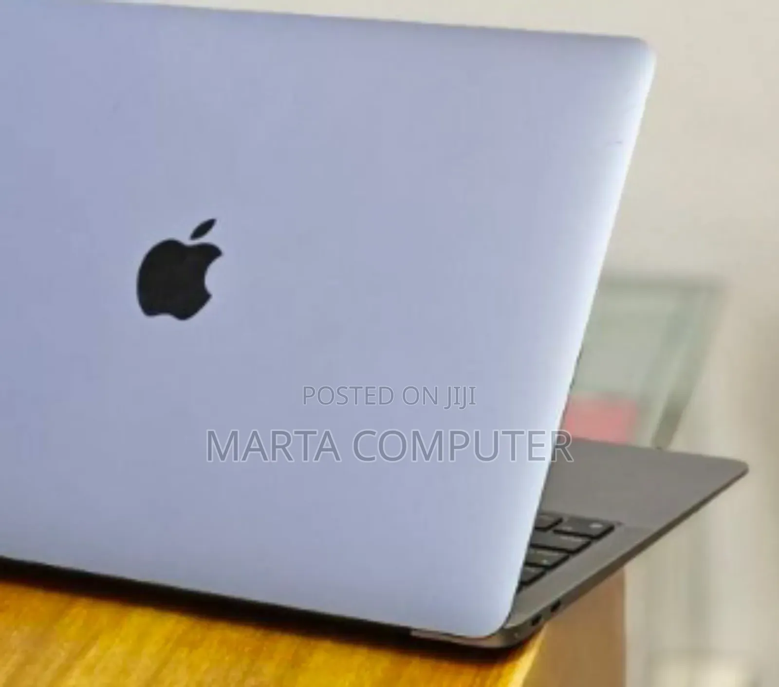 New Laptop Apple MacBook Air 2020 M1 8GB Apple M1 SSD 256GB