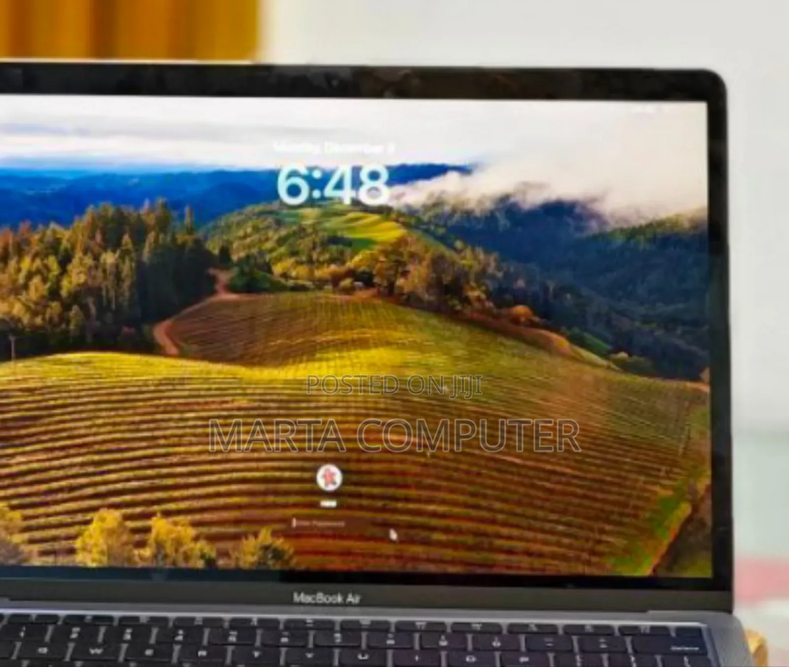 New Laptop Apple MacBook Air 2020 M1 8GB Apple M1 SSD 256GB