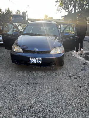 Toyota Platz 1.0 FWD 2001 Blue