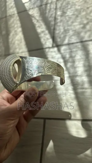 Silver Bracelet Used