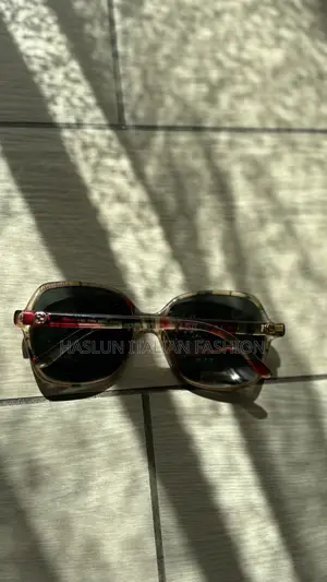 Original Gucci Sunglasses Made in Italy