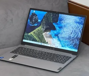 New Laptop Lenovo Ideapad 3 16GB Intel Core I5 SSD 512GB