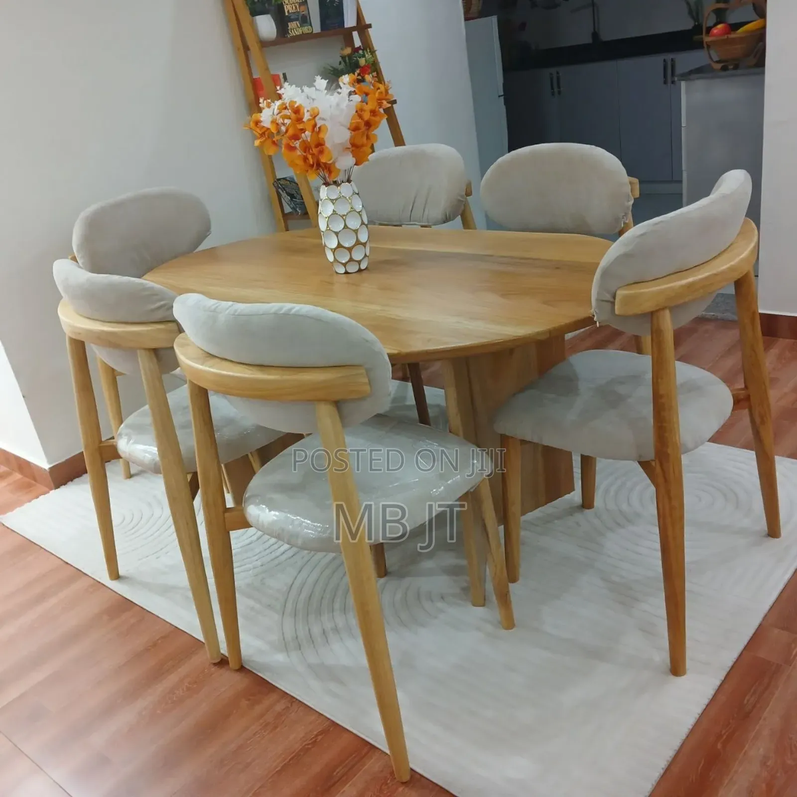 Dinning Table With Wanza