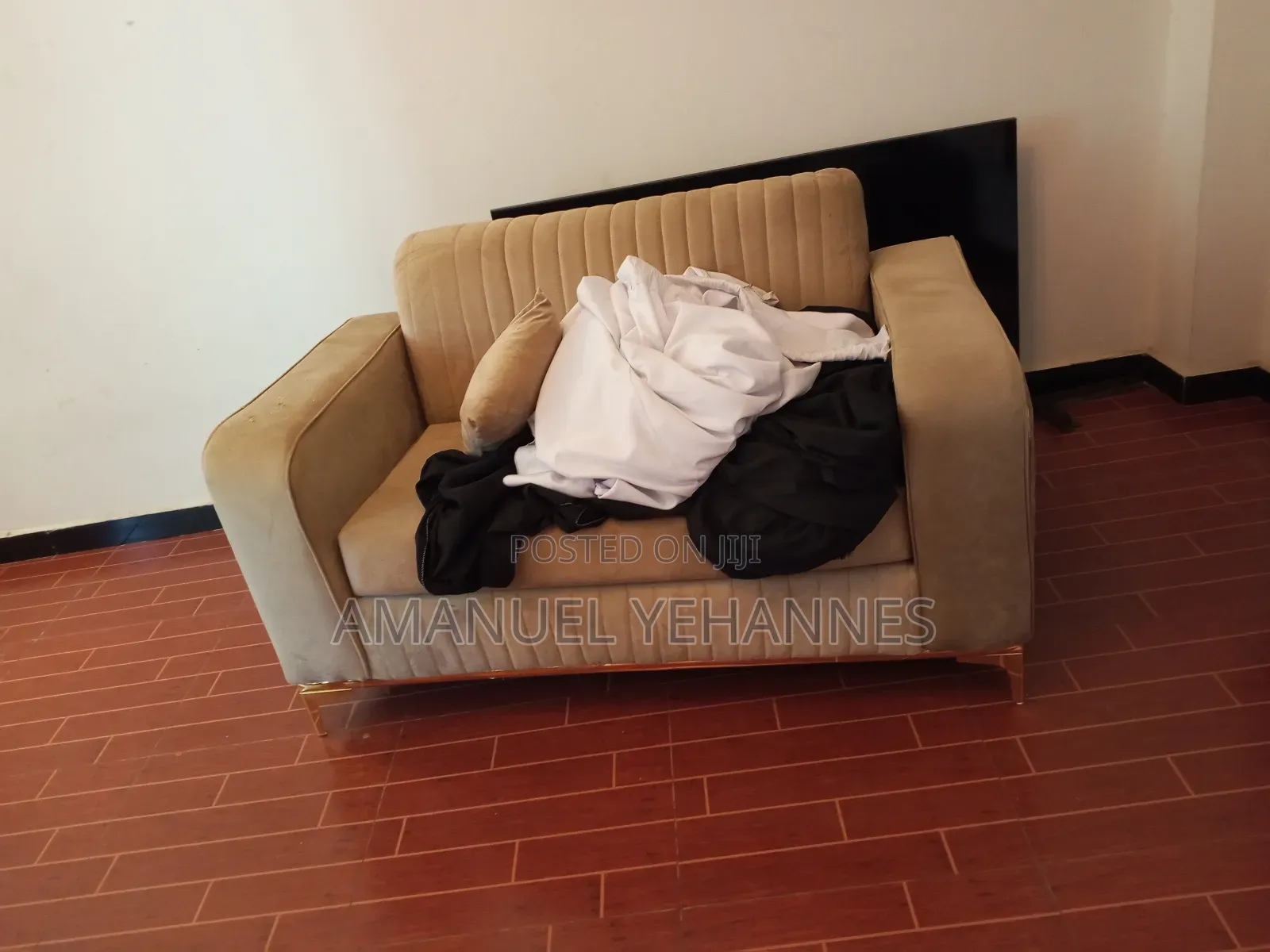 Sofa and Table for Sell