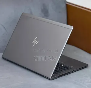 New Laptop HP ZBook Studio X360 15 G6 16GB Intel Core I7 SSD 512GB